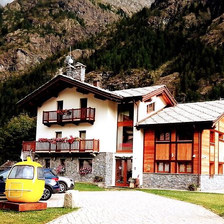 Hotel Fohre1748 Gressoney-la-Trinité Zewnętrze zdjęcie